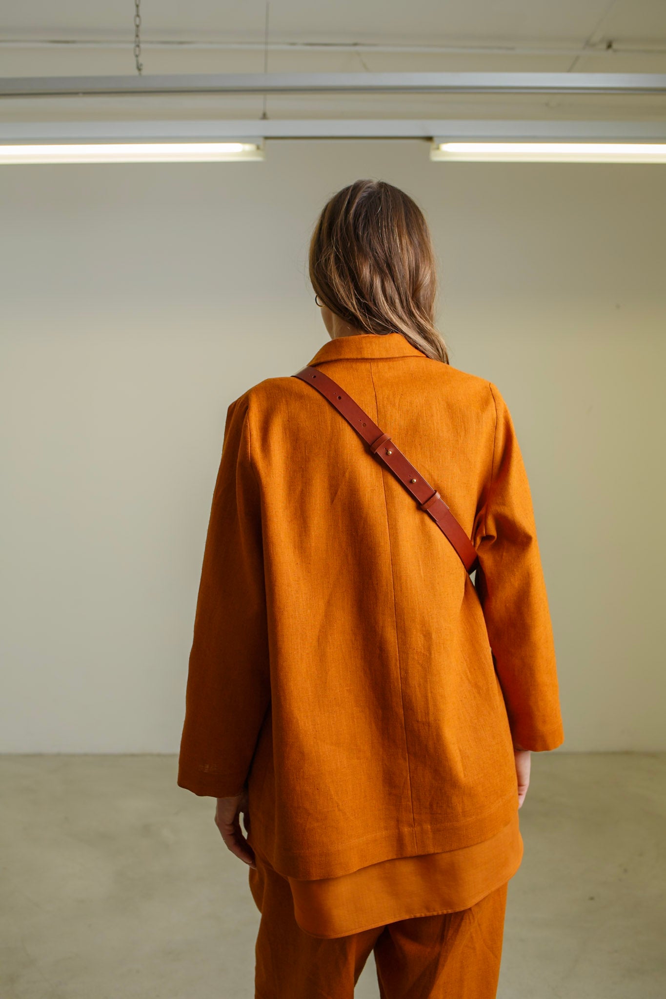 GI01 - Terracotta Linen Blazer