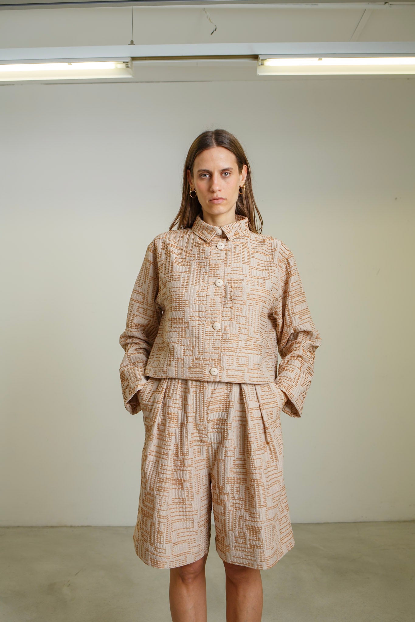 WJ01 - Beige Short Working Jacket