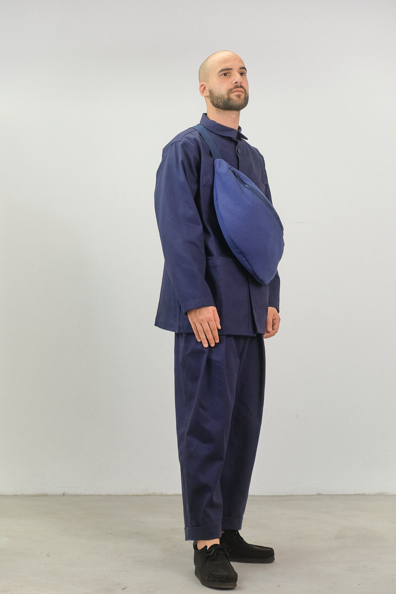 MA01 - Blue Spacious Belt Bag