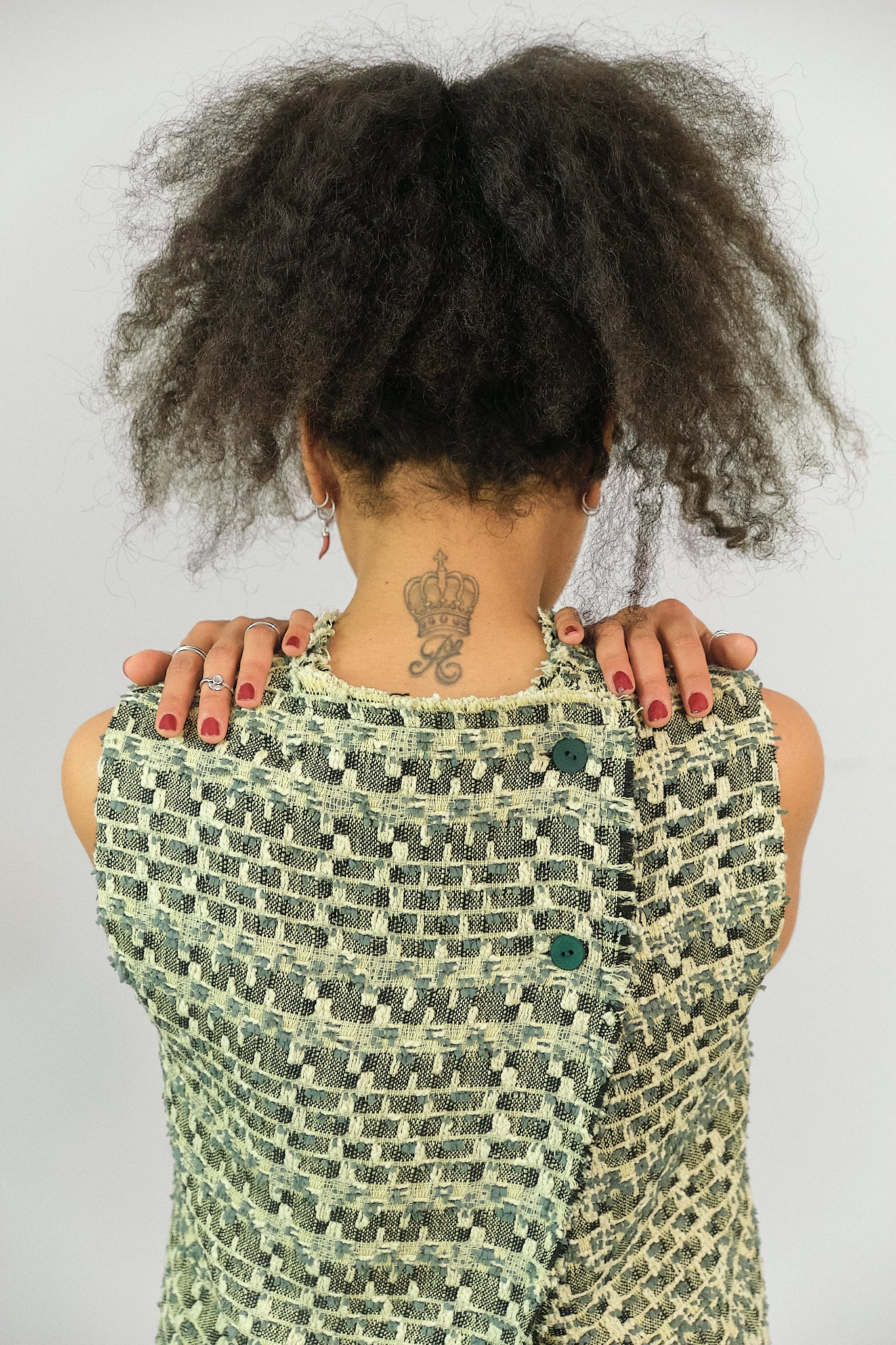TO12 - Bouclé Sleeveless Cross-Back Top