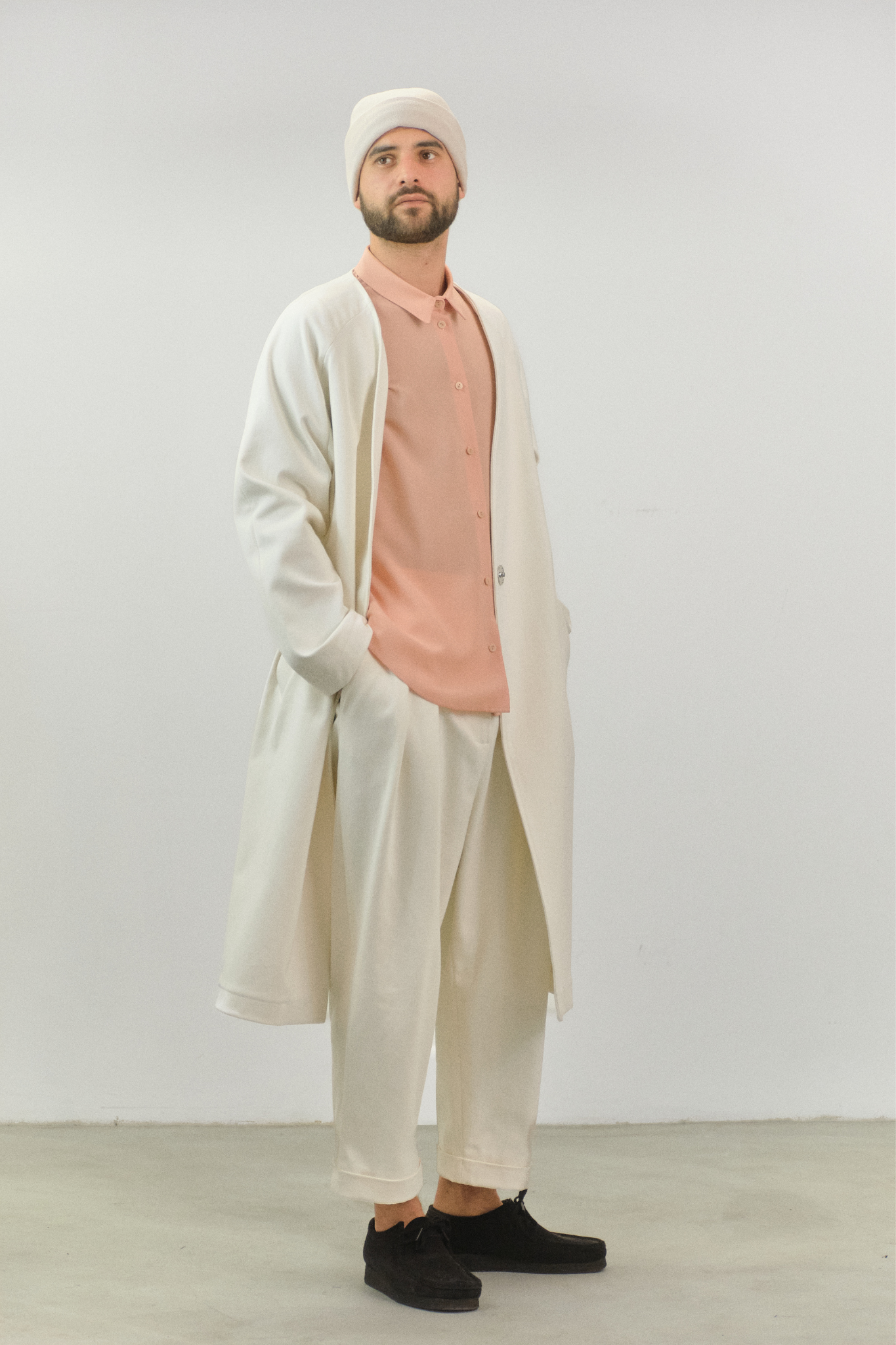 GI10 - White Gabardine Cotton Overcoat Without Collar