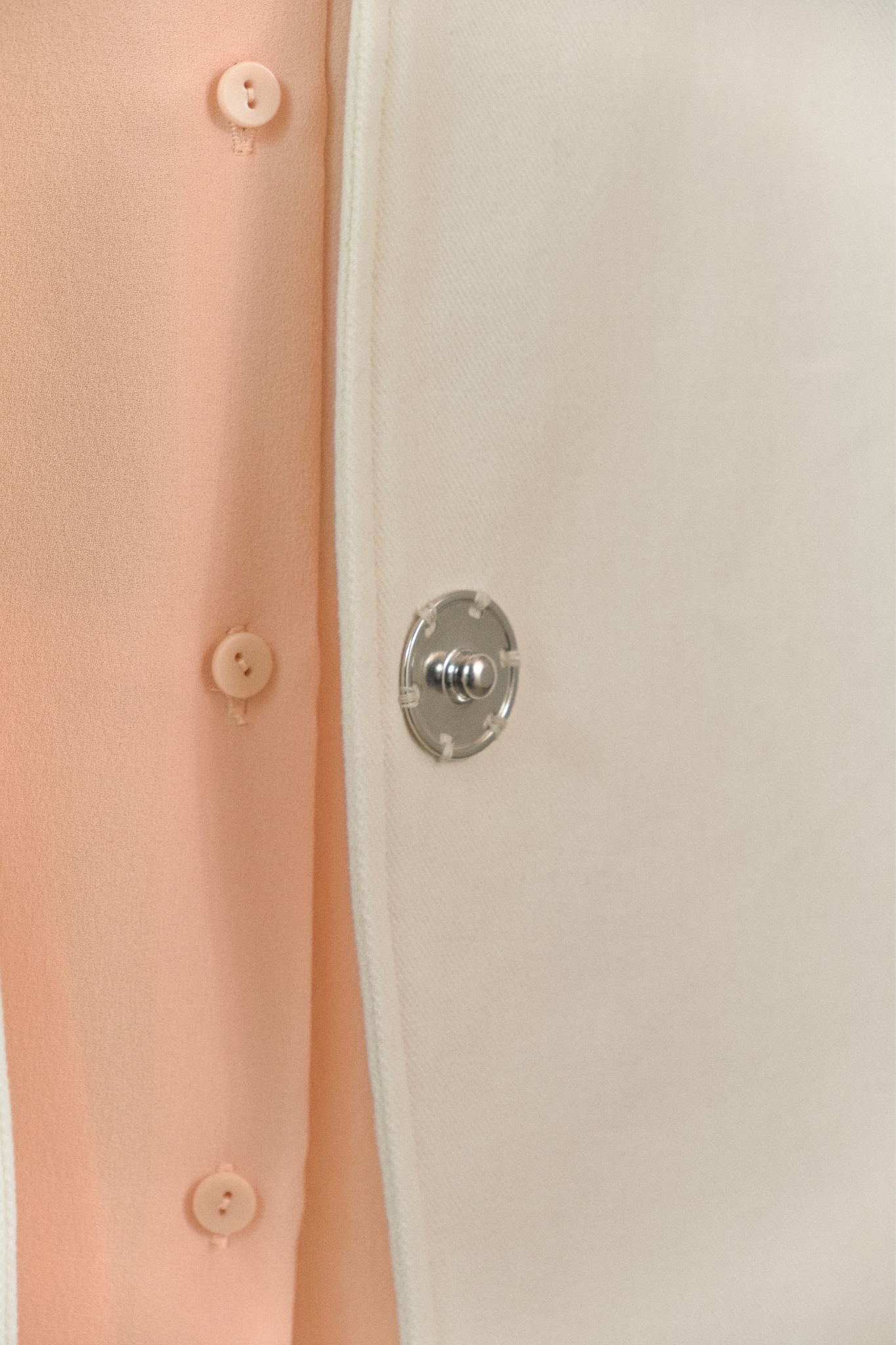 GI10 - White Gabardine Cotton Overcoat Without Collar