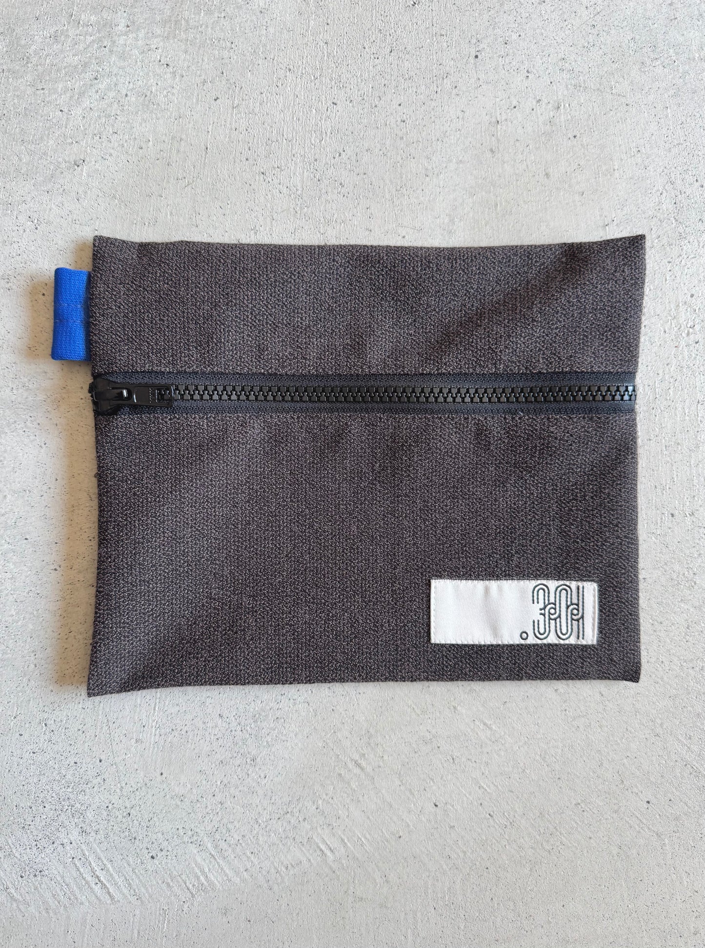 PO02 - Pouch, Blue