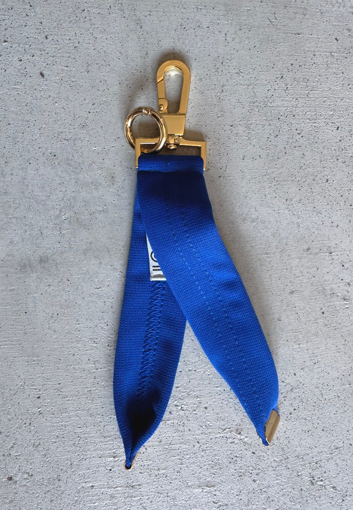 KH01 - Keyhanger, Blue