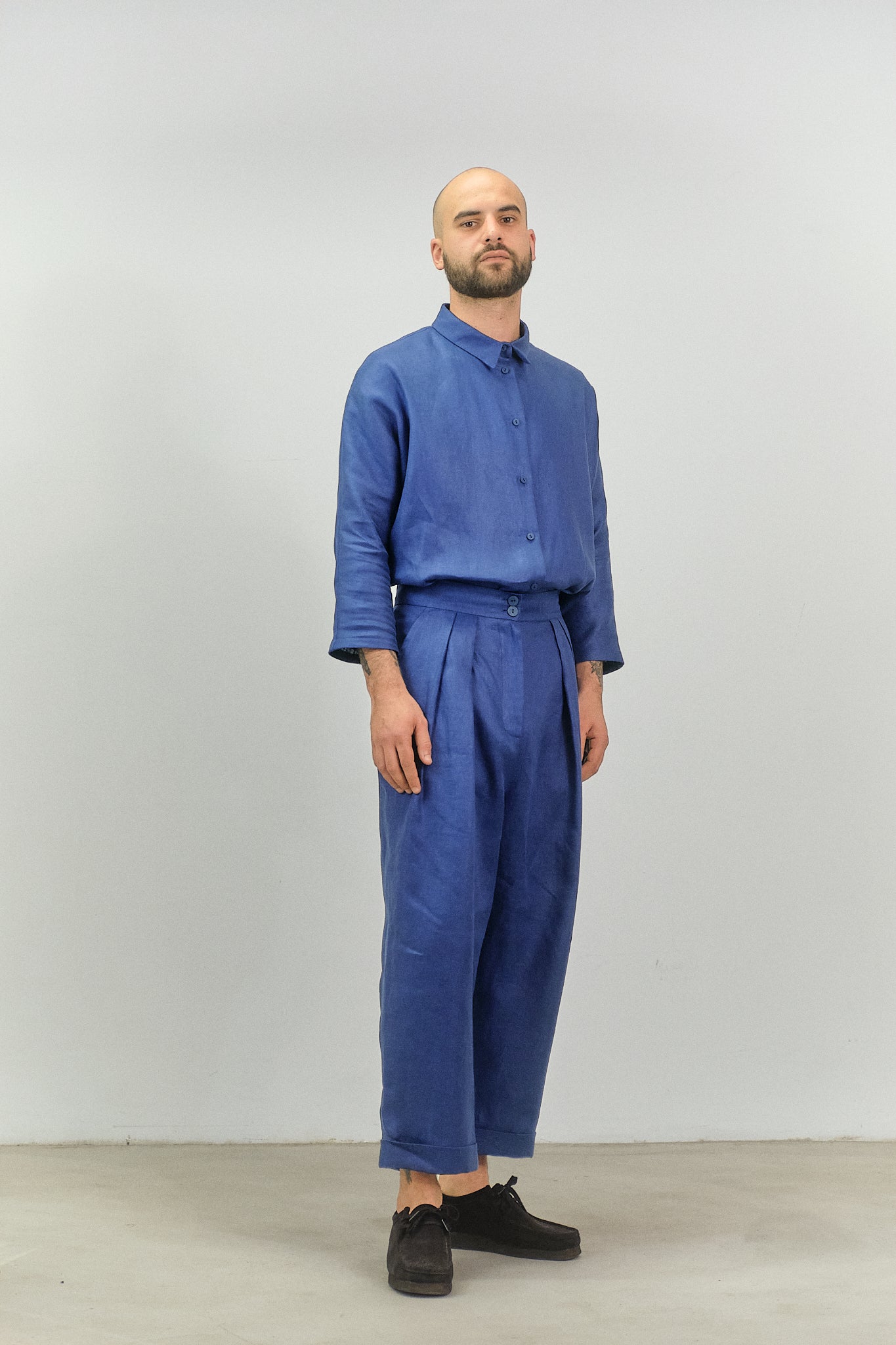 PA06 - Blue High-Waisted Linen Trousers