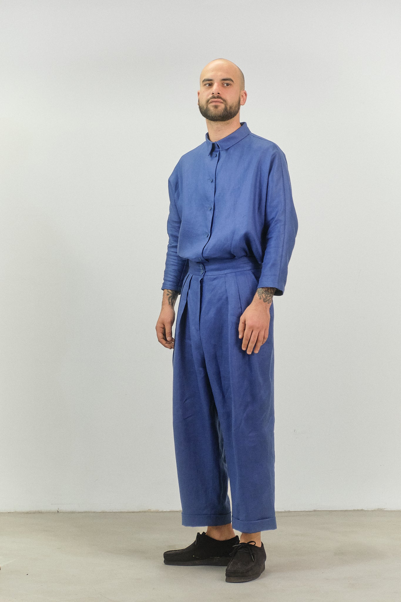 PA06 - Blue High-Waisted Linen Trousers