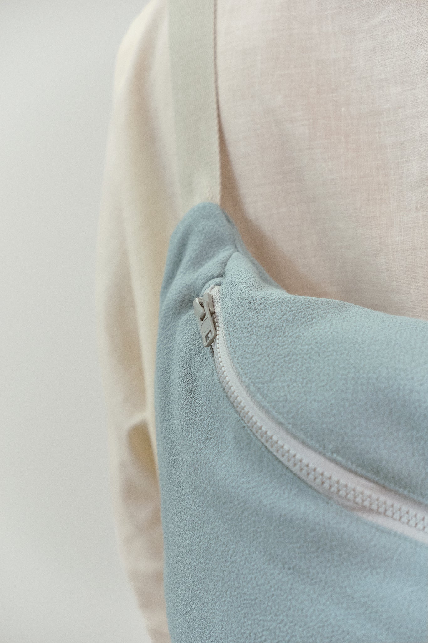 MA01 - Sage Green Spacious Belt Bag